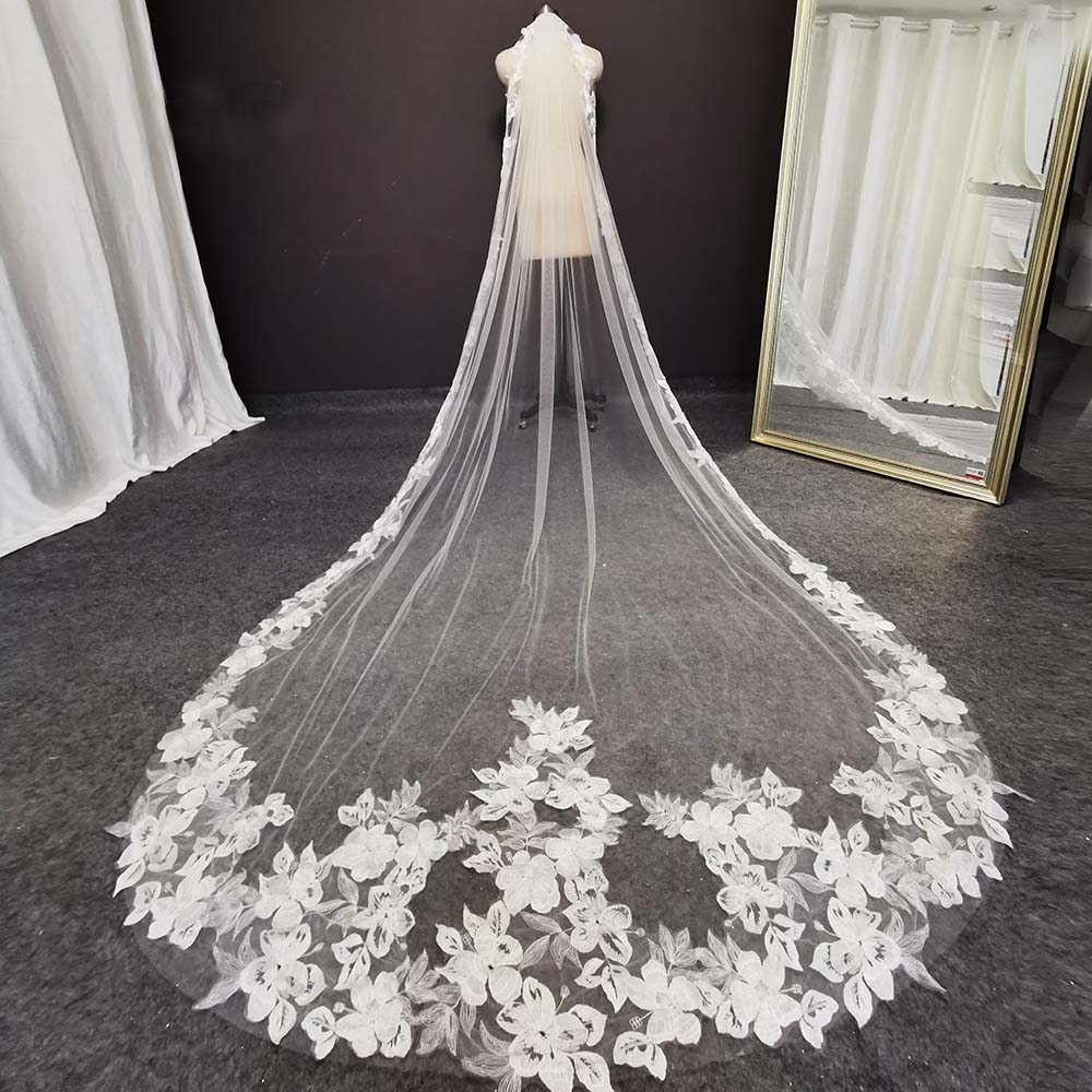 SchöNe Blume Spitze Hochzeit Schleier 3 Meter 1 Schicht Weiche Tulle Kathedrale Elfenbein Braut Schleier mit Kamm Hochzeit Zubehör