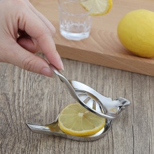 1 PC Tragbare Manuelle Zitrusfrüchte Entsafter für Orange Zitrone Frucht Presse Edelstahl Zitrone Entsafter Hand DIY Presse Küche Gerät