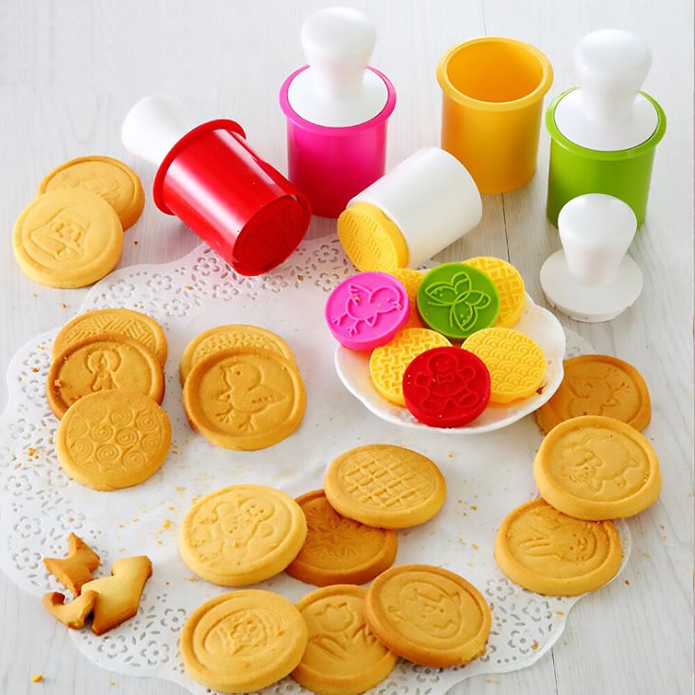 6Stck DIY Weihnachten Cookie Kekse Cutter Weihnachten Baum Karikatur Briefmarken Hersteller ehemalige Spielereien Schimmel Schimmel Küche Werkzeuge Backformen