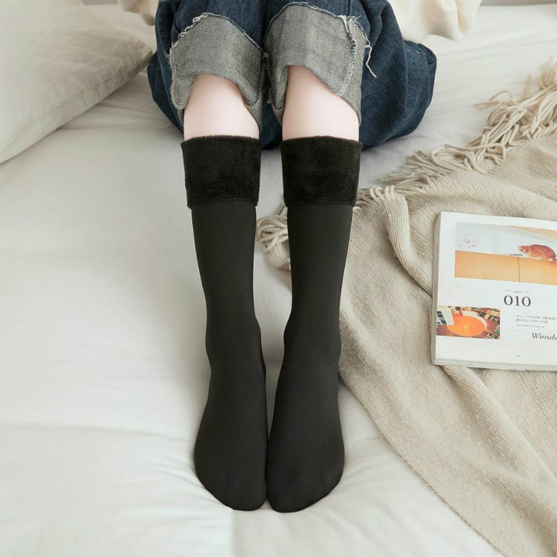 Gepolsterte Thermische Winter Socken Frauen Damen Warme Socken Verdicken Thermische Wolle Kaschmir Knie Socken Nahtlose Samt Stiefel Strumpf Weichen