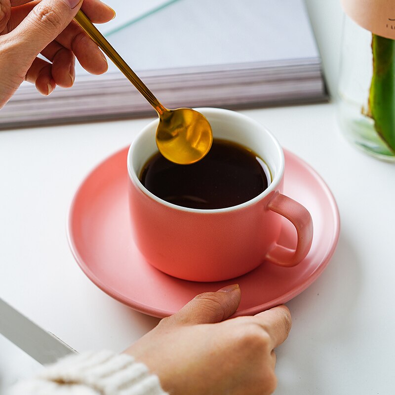 Rosa matt Kaffee Tasse Keramik Nette Tassen und Untertassen einstellen Porzellan Tee Becher Einfache retro Wasser Tasse Fincan nordisch Tassen AC50BD
