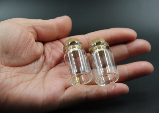 5 teile/los 22*35mm 6 ml Nette Mini Glas Flasche mit Korken Kleine Glas Gläser Flaschen Fabrik Hochzeit Wünschen Gläser