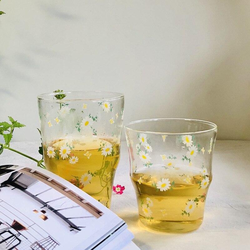 eins Tasse Kleine Gänseblümchen Wärme Beständig Glas Wasser Tasse Haushalt Netz verrotten Kreative Große Kapazität Saft Tasse Milch Tasse Glas tasse
