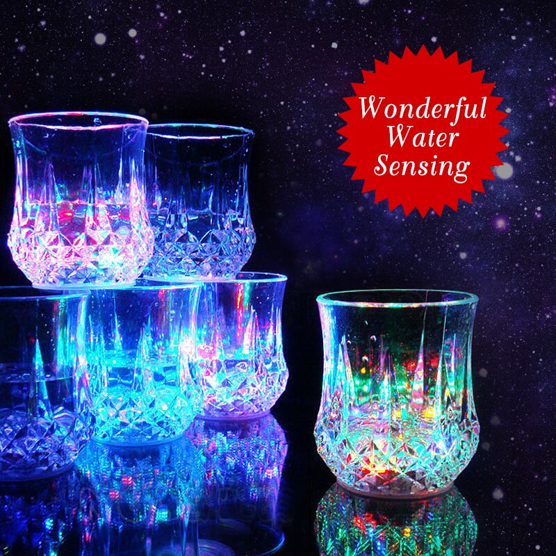 LED Automatische Blinkende Tasse Multi-farbe Licht hoch Becher Wein Bahre Glas Whiskey Trinken Tasse Küche Weihnachten Bar Verein geburtstag Party
