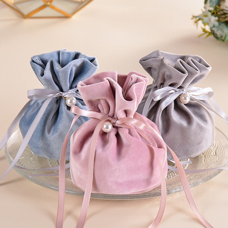 10*13,5 cm Kreative Samt Garn Hochzeit Süßigkeiten Taschen mit Perle Europa Schokolade Paket Tasche Ohrringe Ring Kasten
