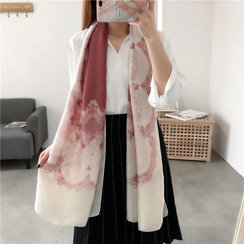 Neue Gedruckt Nachahmung die Seide eins Spitze Schal Echarpe Femme Foulard En Soie Chale Sjaals Voor Dame Foulard Luxe Schal Polyester