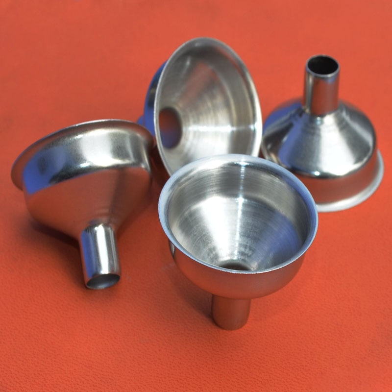 Mini Edelstahl Bar Wein Glaskolben Trichter Kleine Mund Trichter für Füllung Flachmann Bahre Flüssigkeit Bar Werkzeuge Kleine Mund trichter