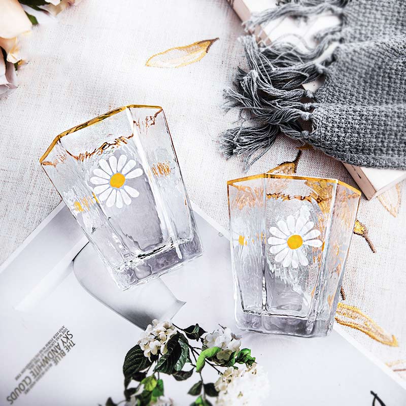 2Stck Japanischen retro Glas Tasse Kleine Gänseblümchen Kaffee Tassen Bar Verein Party Hochzeit Wein Glas Saft Milch Tee Tasse hause Getränk