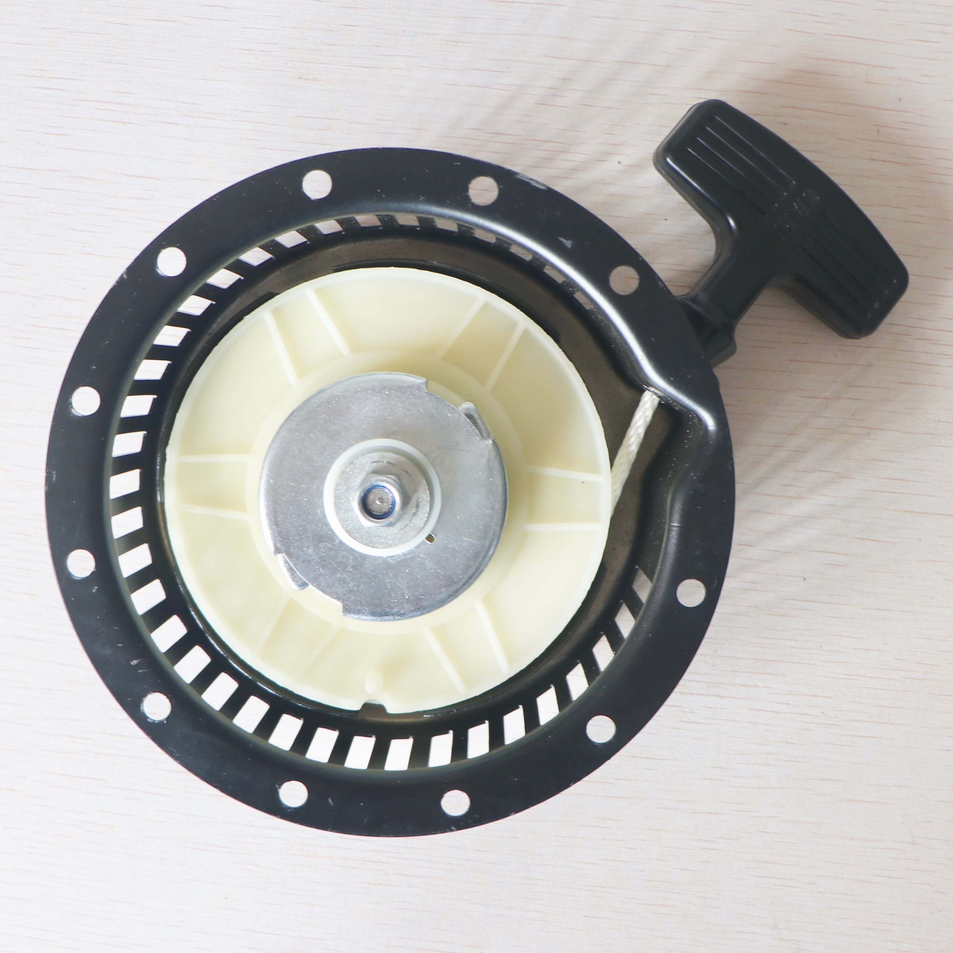 Diesel- Rückstoß Anlasser für 170F 173F Diesel- Generator Mikro-skala Rückstoß Anlasser Montage kleiner zentrum sperrklinke