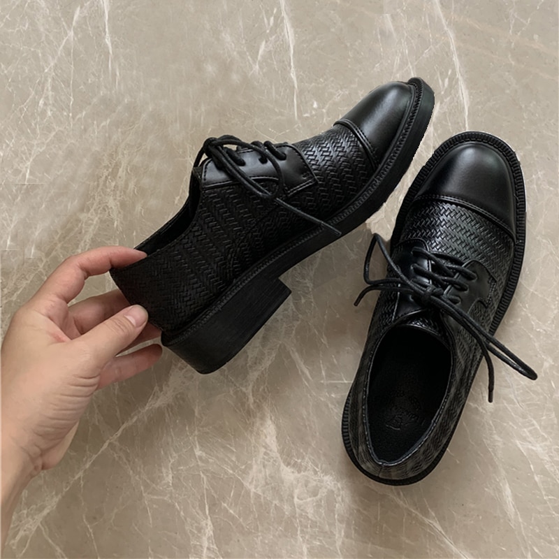 Frauen Spitze hoch Schuhe niedrig Fersen Plattform Schule Mädchen Schuhe Damen Klassische Oxford Schuhe Frau Faulenzer Schwarz Schuhe Frauen