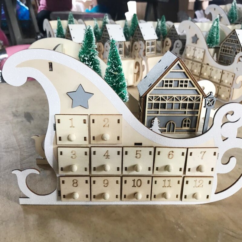 Baum Haus Schlitten Holz Advent Kalender Countdown Weihnachten Party Dekor 24 Schubladen mit LED Licht Ornament Weihnachten Lieferungen