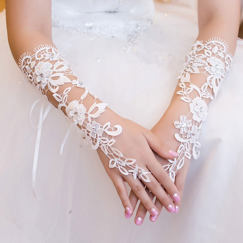 Weiß Lange Spitze Perlen Hochzeit Handschuhe für Braut mit Kristallen Blume Finger Braut Handschuhe Frauen Hochzeit Zubehör VL