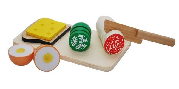 Der kleine Kaufmann - Vesperbrett zum Scheiden mit Brot, Käse, Gurke, Wurst und Messer aus Holz