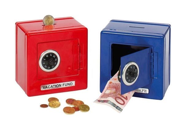 Metalltresor als Spardose mit Kombinationsschloss