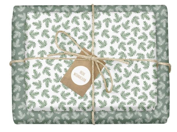 Geschenkpapier Set Weihnachten: grün-weiße Tannenzweige