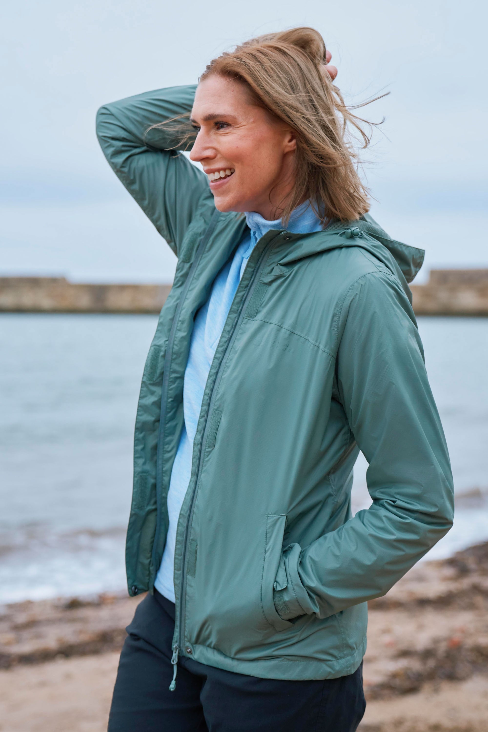 Torrent Leichte Wasserdichte Damenjacke - Dunkel Lila