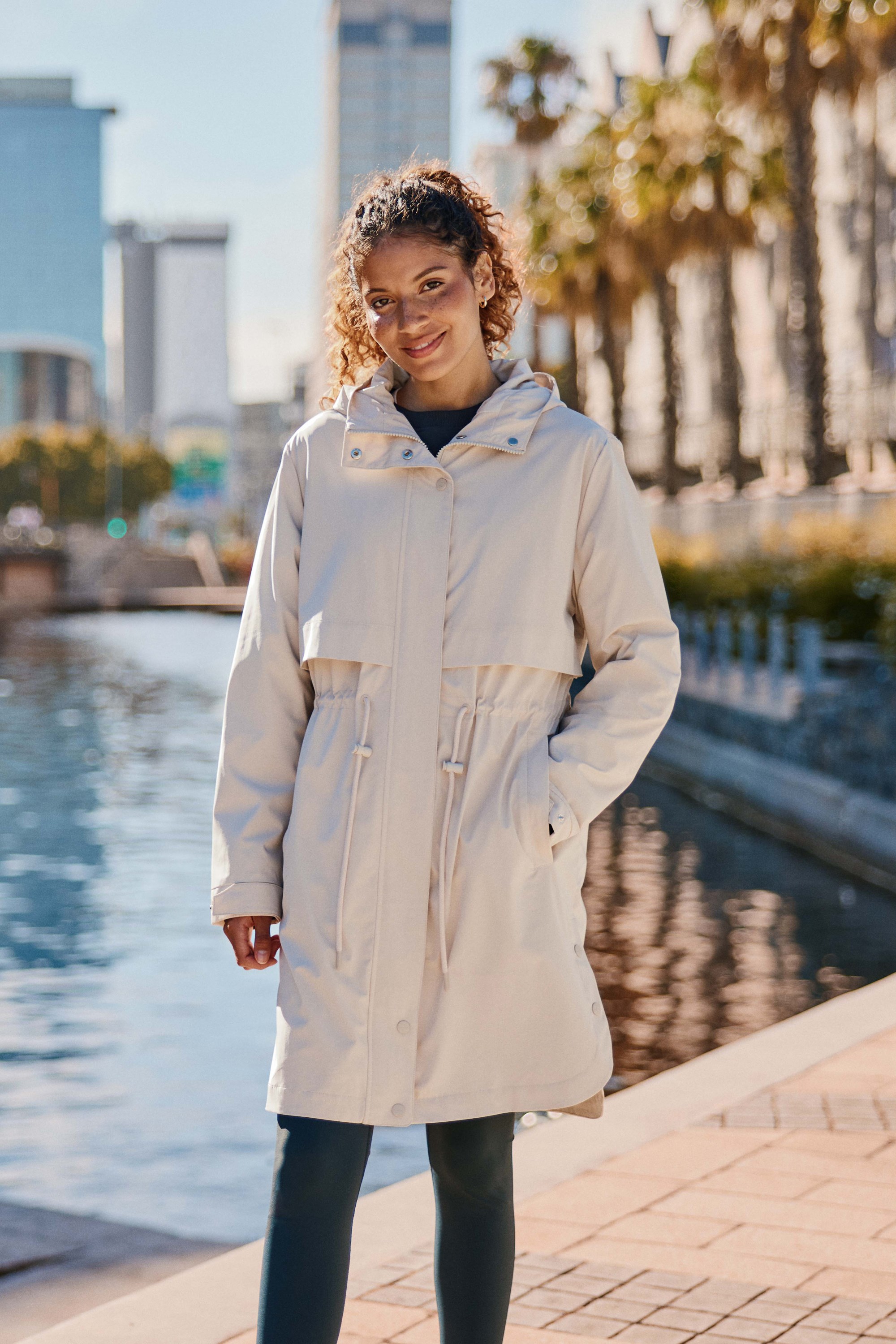 Eden Damen Regenmantel - Beige