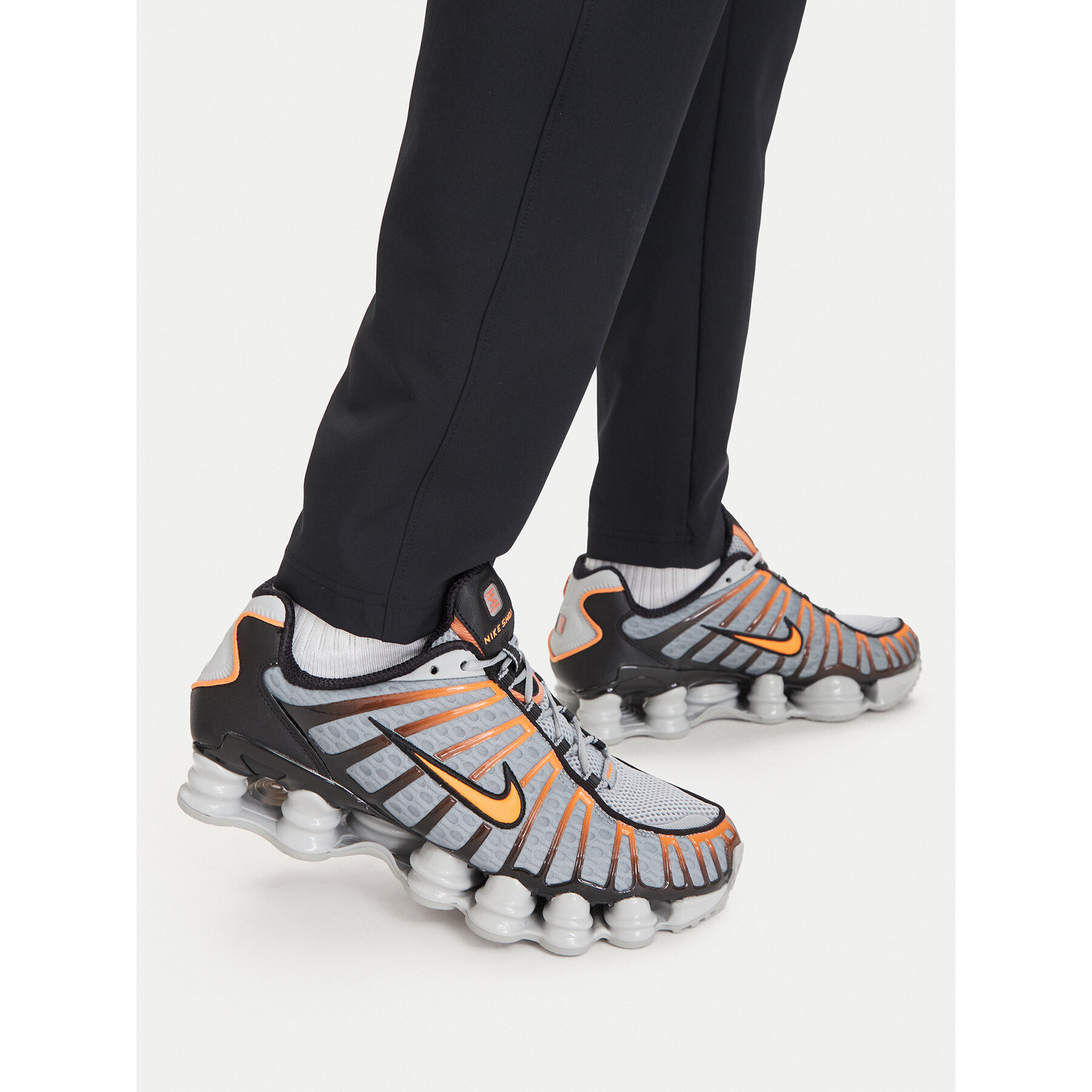 Sneakers Nike Shox TL AV3595 011 Grau