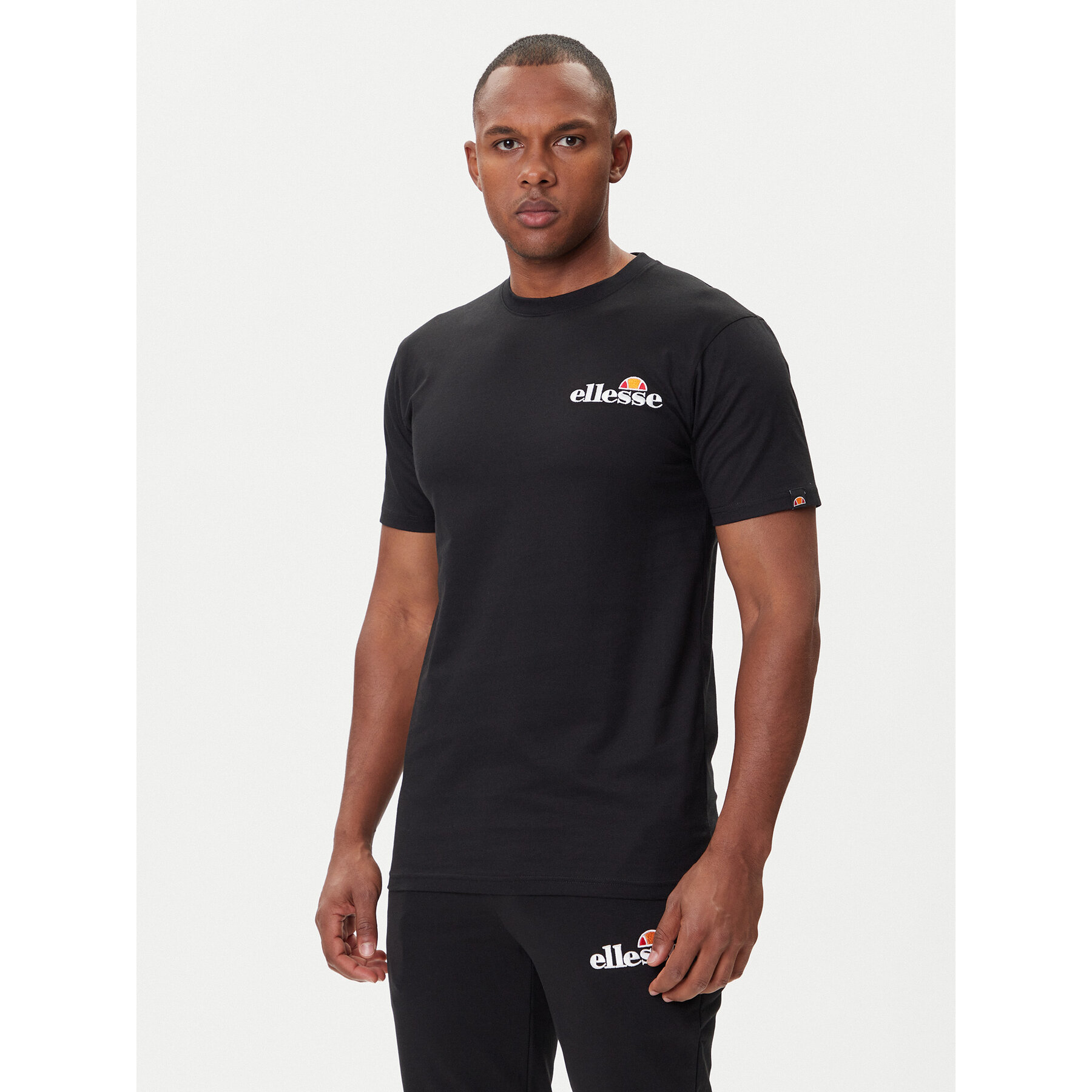 Ellesse T-Shirt Voodoo SHB06835 Schwarz Regular Fit