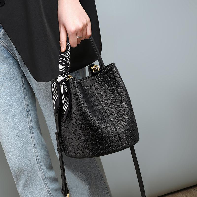 Bucket Bag Damen Neue Echtleder Damentasche Umhängetasche High-End Woven Bag Handtasche Handtasche gray
