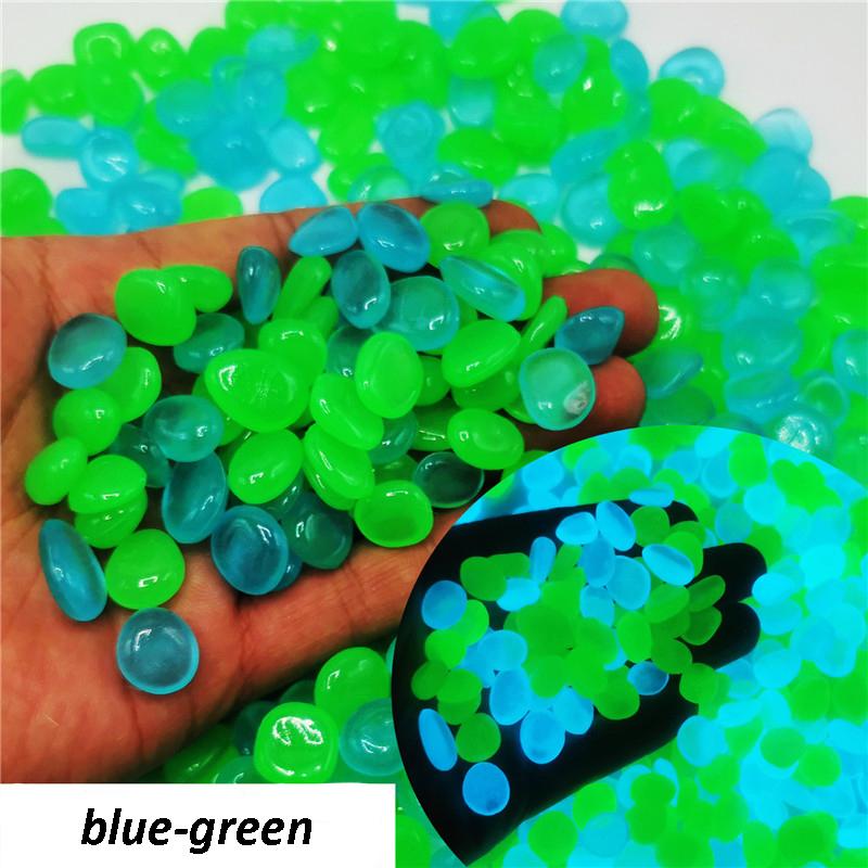 50 Stück Leuchtende Gartenkiesel für Gehweg Garten Terrasse Rasen Garten Terrasse Fischteich Aquarium Dekoration Leuchtstein 50PCS blaugrün