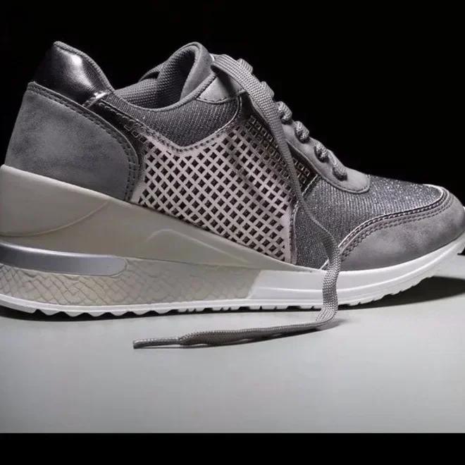 2025 Keilabsatz-Sneakers Mesh-Plateauschuhe Einfarbig Dicke Sohle Reißverschluss Vulkanisierte Schuhe für Damen-Sneakers Zapatos De Mujer 35 graue