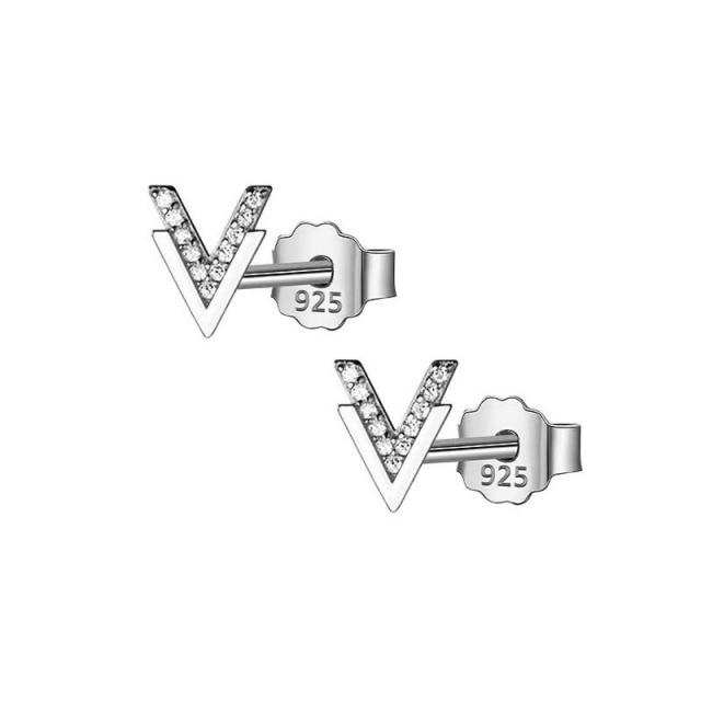 Trustdavis Echt 925 Sterling Silber Mode Süße Dreieck V Form CZ Stud Ohrringe Für Frauen Hochzeit Partei Edlen Schmuck DB1453
