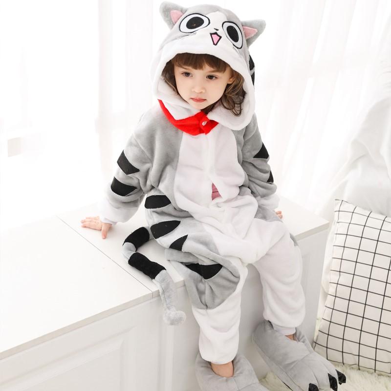 Kinder Kigurumi Katze Onesie Pyjama Mädchen Overall Tier Nachtwäsche Overall Kapuze Pyjama Ohne Schuhe 5T graue/weiß