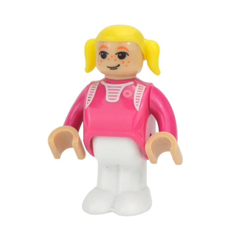 Alle Arten von kleinen Männchen-Figuren, Eisenbahnzubehör, Familienmitglieder, Arbeiter, Polizei, Arzt-Figuren. Passend für Biro Spielzeug