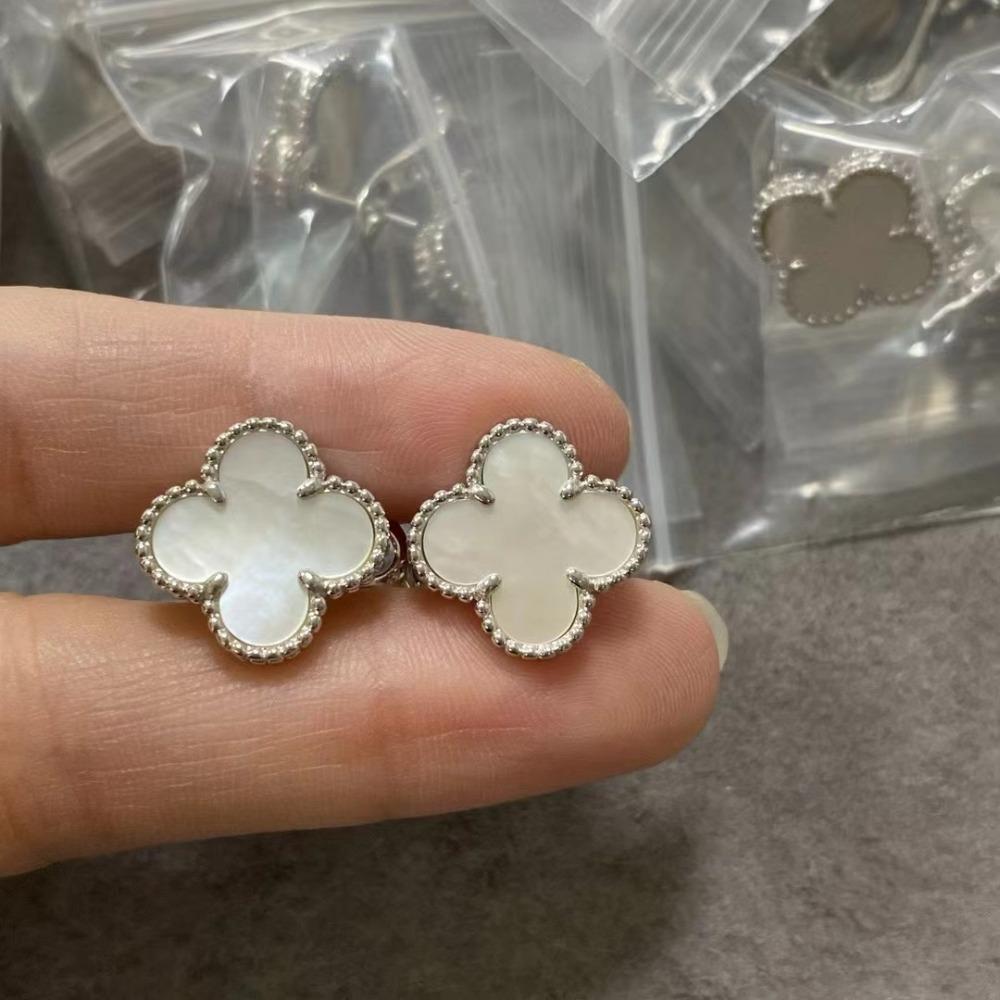 15MM Kleeblatt Ohrringe Weiße Perlmutt Ohrringe Premium Sense Damen Ohrringe silber