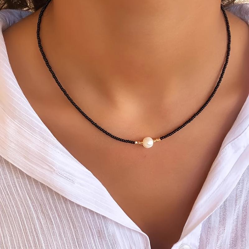 Bohemianischer Resort-Stil, Perlenkette aus Süßwasserperlen in vielen Farben, Elegante Accessoires für Damen, Kreative Geschenke für Liebende schwarz
