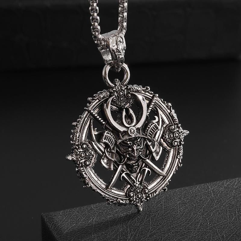 Retro Gothic Dominanter Plattenspieler Samurai Dämon Anhänger Halskette Herren Trendiger Schmuck Geschenk