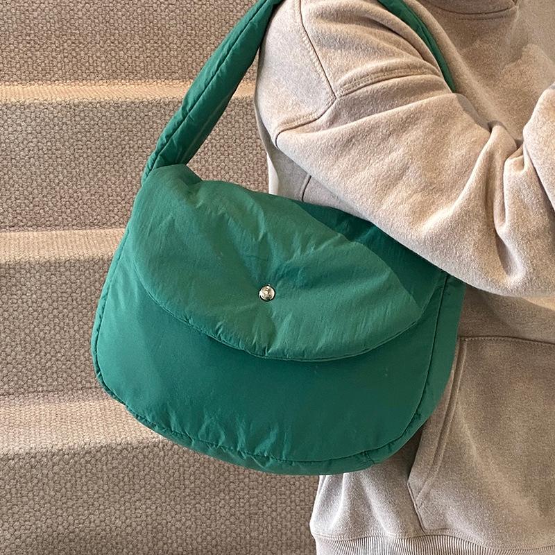 Modische Baumwollkleidung und Taschen für Damen Neue Ein-Schulter-Handtaschen für Damen Ins Mode Vielseitige Ein-Schulter-Handtaschen blue