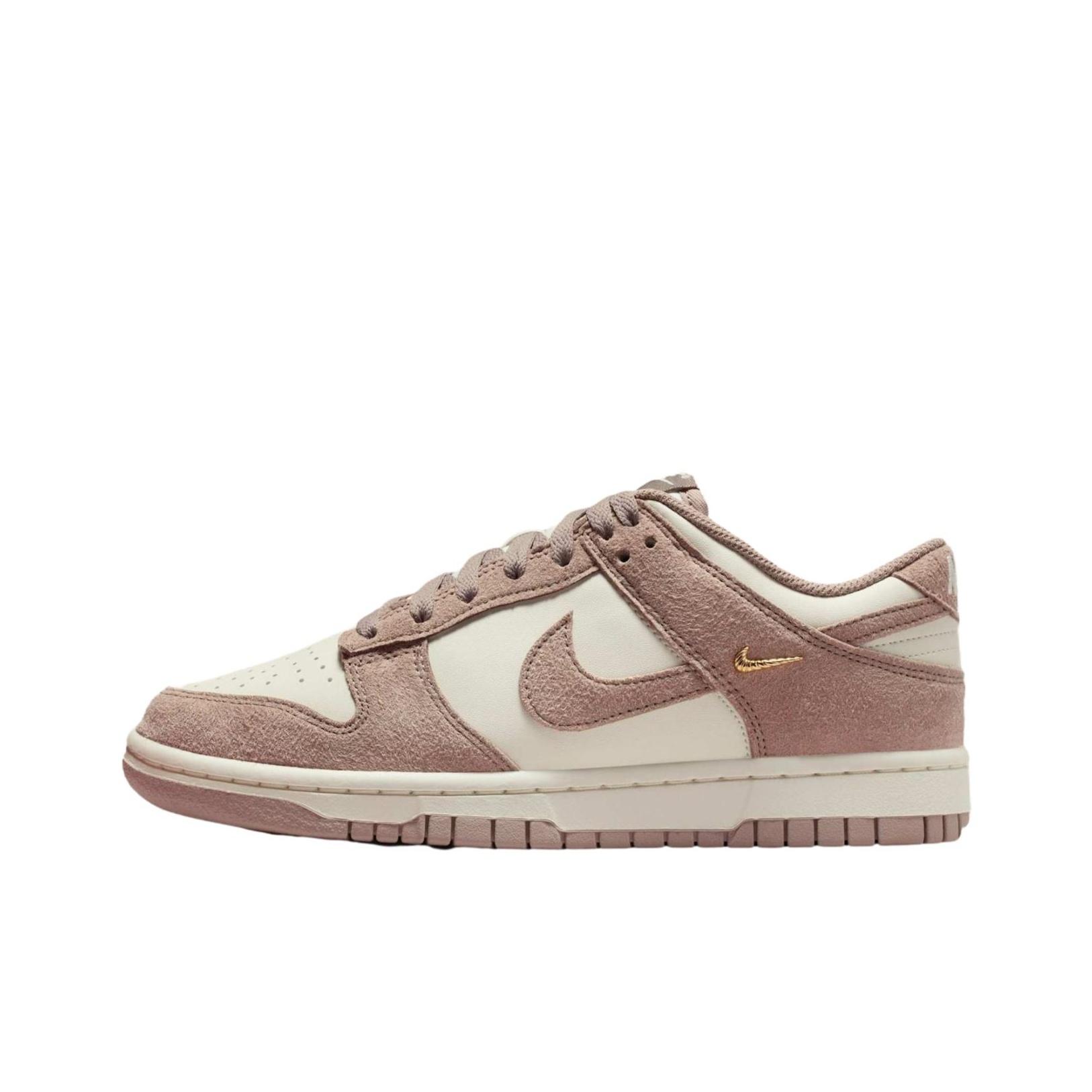 Nike Dunk Low Malt Mini Swoosh Damen Sneaker Braun Sail Metallic-Gold IB4417-105 41