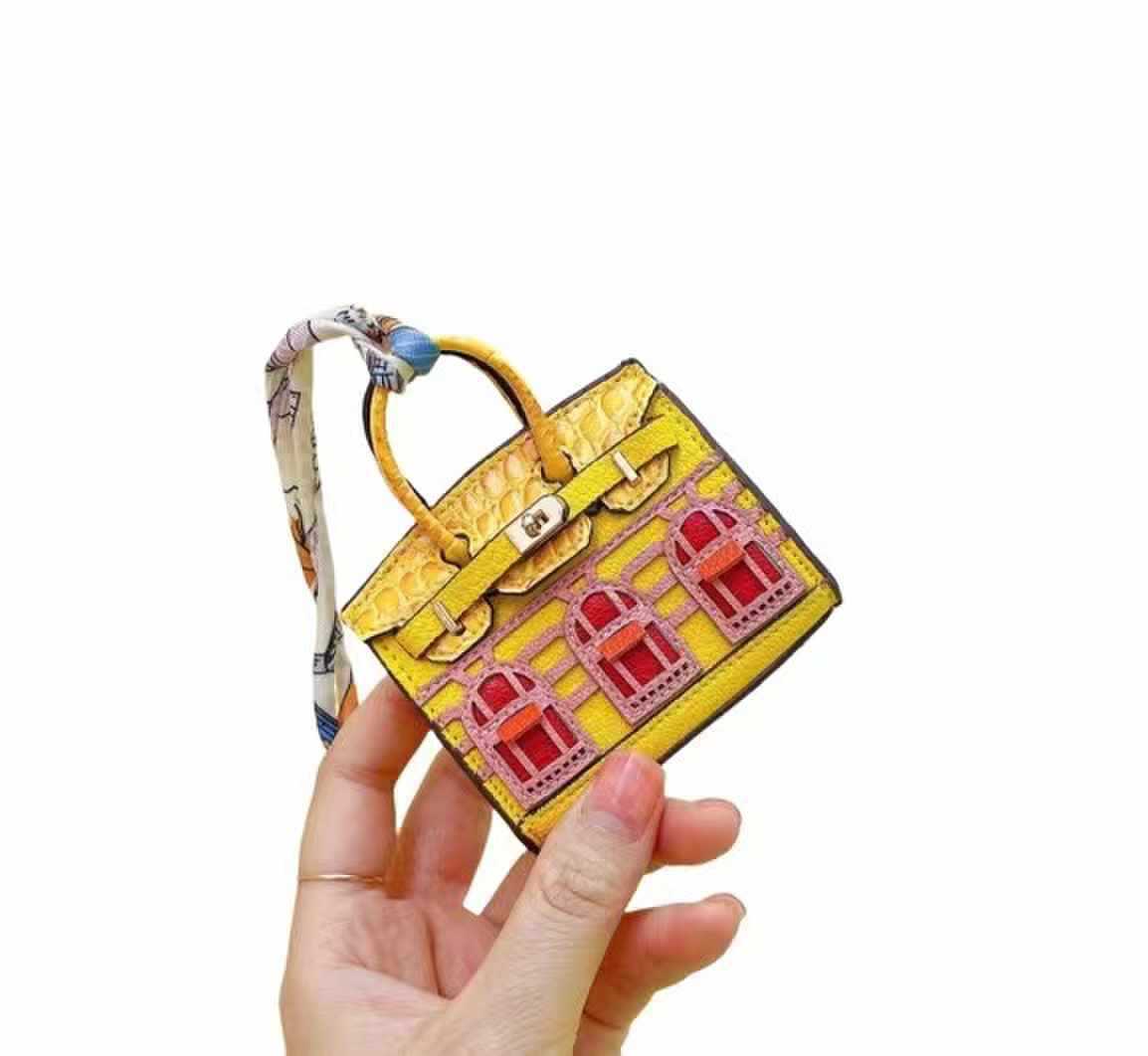 H Home Neue Mini-Anhänger Kleines Haus Platin Tasche Kreative Süße Lippenstift Tasche Kopfhörer Charter Schlüssel Tasche 8x4x9 gelb