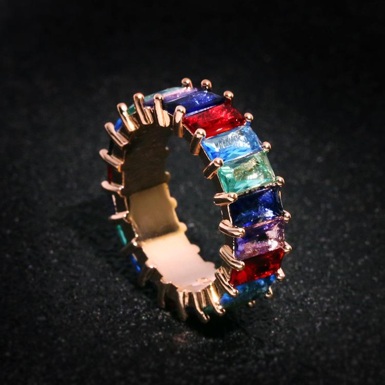 Europäischer und N Hip-Hop-Stil Farbiger Zirkonia-Ring Neue Persönlichkeit Leiter Zirkonia Echter Gold No. 7 black