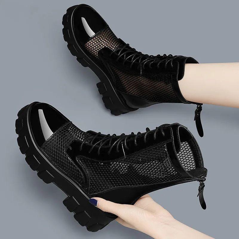 Mesh-Martin-Stiefel für Damen, neuer dünner Frühlings- und Herbststil, Schuhe mit Innenhöhenerhöhung, ausgehöhlte kurze Stiefel, coole Stiefel 35