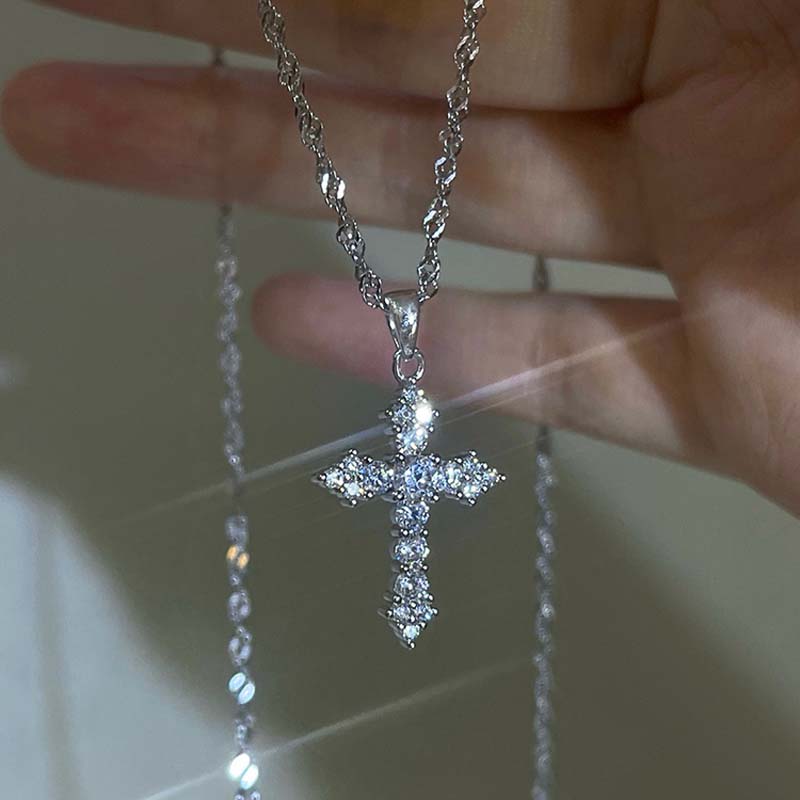 Glänzender Kristall Zirkon Kreuz Anhänger Halskette für Damen Mädchen Punk Kupferfarbe Dünne Kette Halskette Party Zirkon Geburtstagsgeschenk