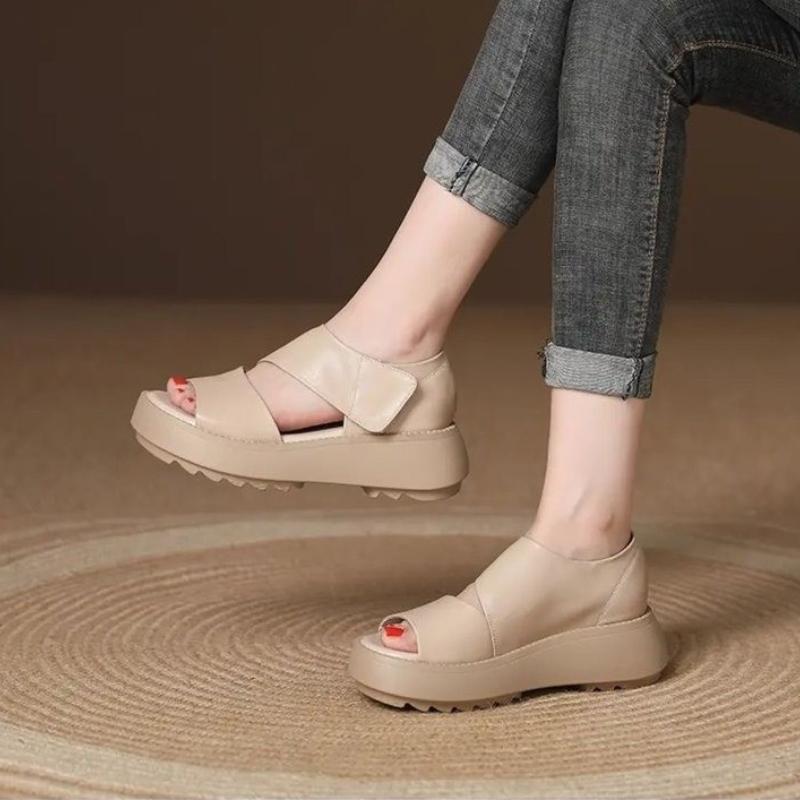 Neue Stil Casual Plus Größe Dicke Sohle Sandalen Sommer Große Größe Sandalen frauen Retro Outdoor Modische Sandalen 42 beige