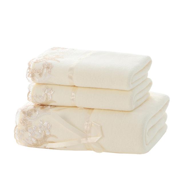 Mikrofaser-Handtuch-Set, luxuriöses, mit Spitze besticktes Badetuch, Geschenkset, Gesichtshandtuch, Badetuch, schnell trocknende Frotteehandtücher, Badezimmer, 1/3-teiliges Set 34x75cmx2 70x140cmx1