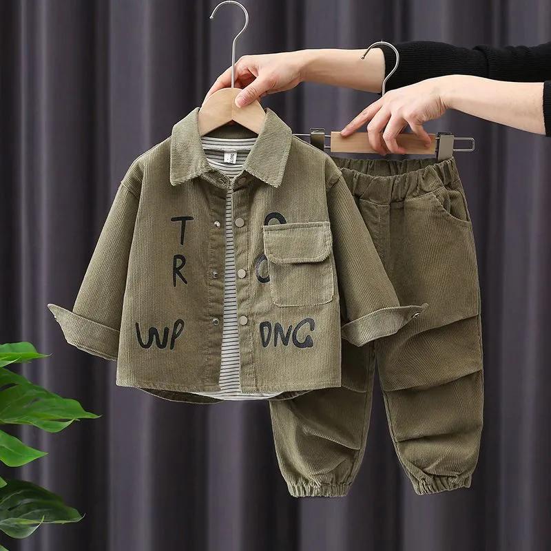 2-teiliges Set für Jungen aus Cord für Kinder, modische Langarmjacken und weite, lässige Jogginghosen für Frühling und Herbst im koreanischen Stil 140 armee grüne