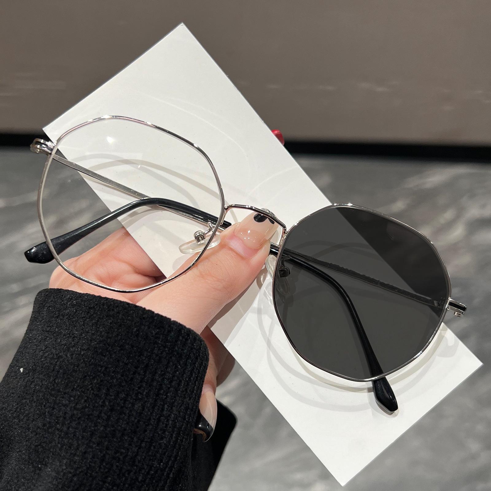 NEUE Retro Luxus Photochrome Myopie Brille Unisex Luxus Metall Exquisit UV Schutz Mode Brille 0 Bis -4.0 -3.5 silber