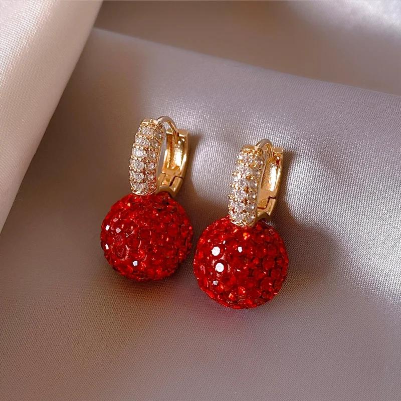 Der neue Modeschmuck Voll Strass Rote Kugel Ohrringe Herbst- und Wintermode Koreanische Temperament Ohrringe für Frauen