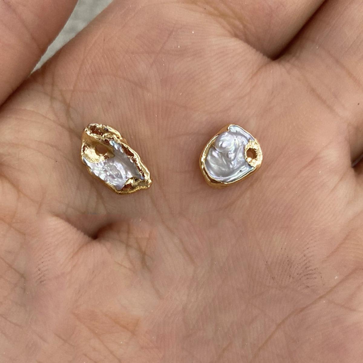 Mini-Anhänger aus Naturperlen mit vergoldetem Rand und Loch, Charms für Damen und Herren zum Selbermachen, kreative Schmuckherstellung, Thanksgiving-Weihnachtsgeschenke, 8–10 mm 2Pcs/8-10mm