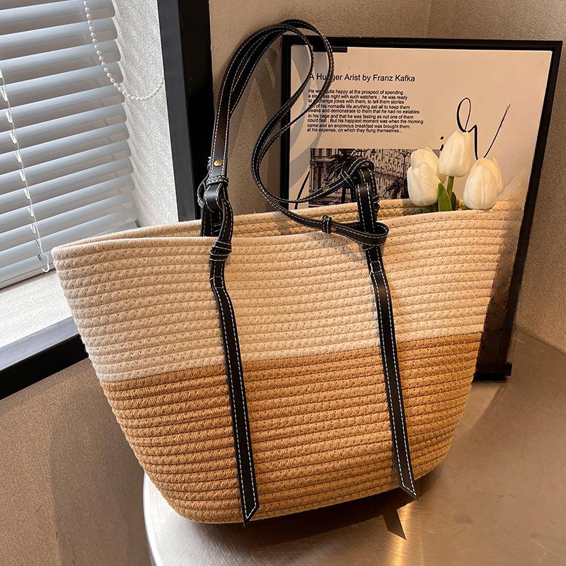 Große Kapazität Stroh gewebte Tasche Frauen Strandtasche Frauen Schultertasche Frauen Ins Pendler Einkaufstasche Frauen brown