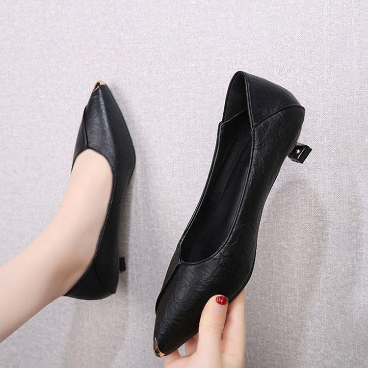 Hochhackige Schuhe Damen Dünne Absätze Frühling und Sommer Koreanische Version Joker Spitze Schuhe Mittelschule Schuhe mit Arbeitsschuhen 41 schwarz