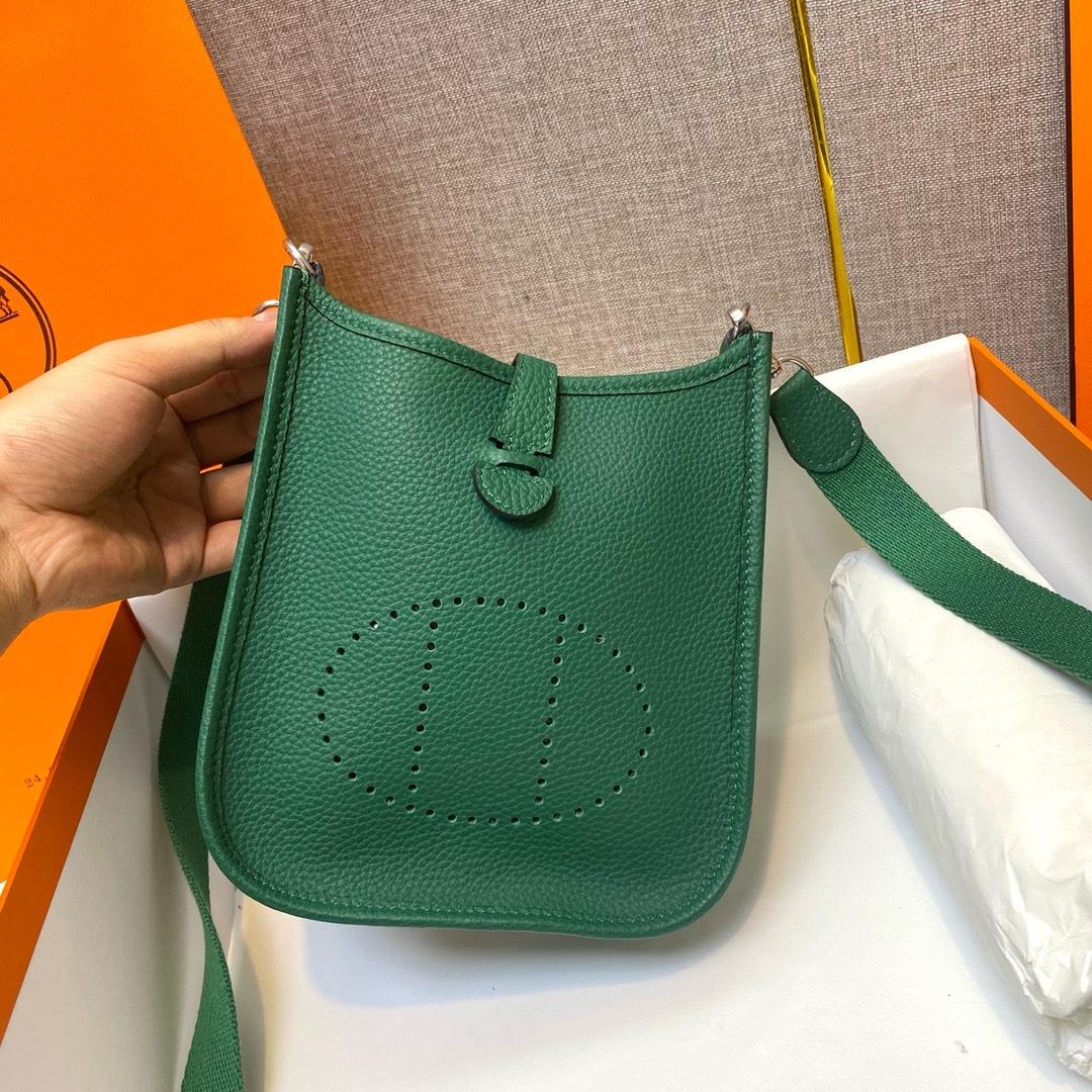Togo-Leder Evelyn Leder Umhängetasche Oberleder Rindsleder Lässige Handytasche Einfach und vielseitig Reines Leder Damen Tasche 32cm smaragdgrün