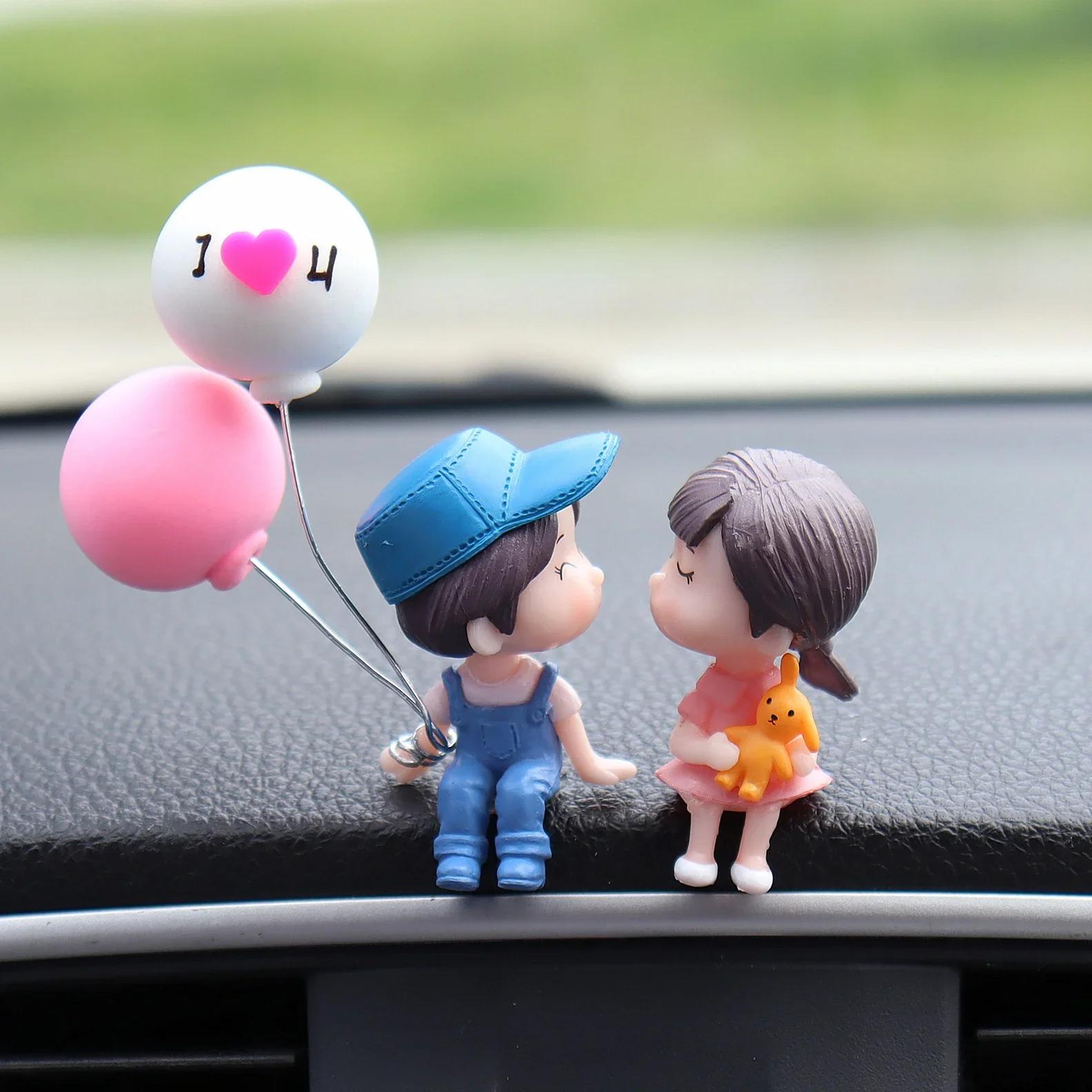 Auto Dekoration Niedliche Cartoon Paare Figur Figuren Ballon Ornament Auto Innenraum Armaturenbrett Zubehör für Mädchen Geschenke Zubehör 2
