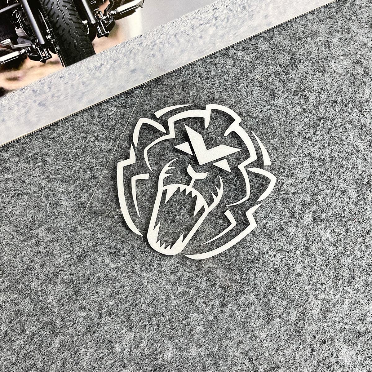 F1-Fahrer Verstappen Logo Wasserdichte Reflektierende Helm- & Autoaufkleber 8cm x 7.6cm