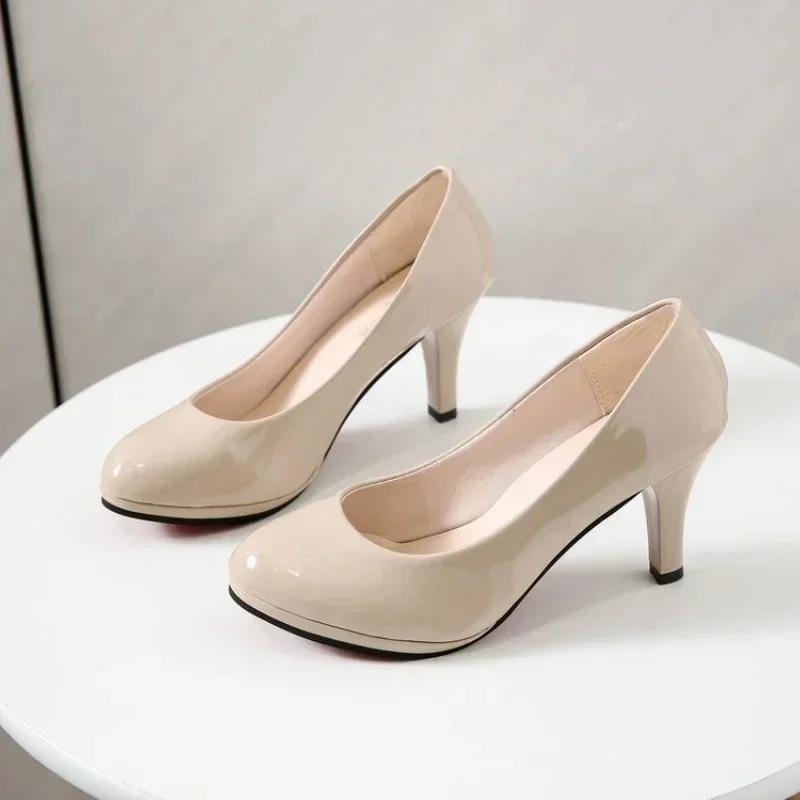 Mode 2024 Sommer Klassiker Runde Spitze Damen Pumps Bequeme flache Büro Damenschuhe Solide Plateau Damenschuhe 40 beige